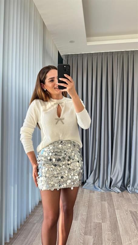 Lucia Fiyonk Detaylı Taşlı Sakal Triko